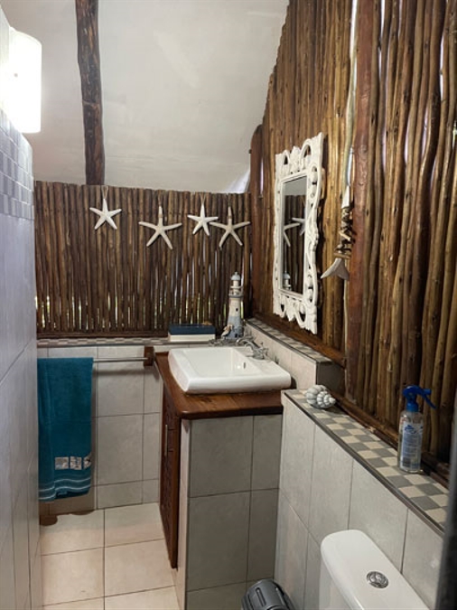 Villa Chalet 1 Bathroom